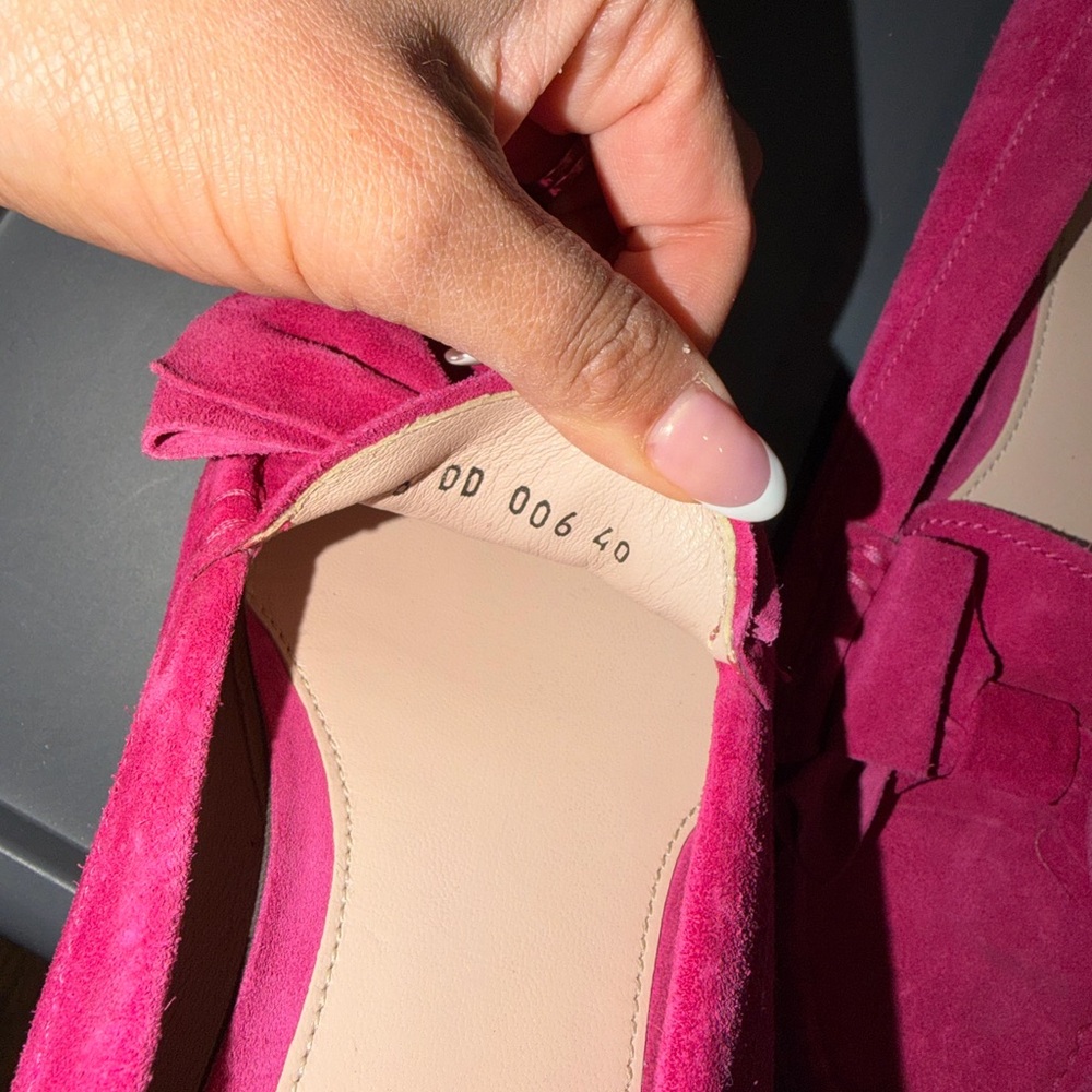 Miu Miu Hot Pink Suede Bow Loafers authentic - Picture 4 of 7
